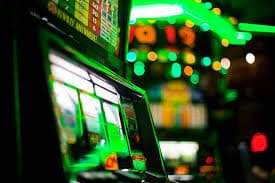 mya999 ဘင်ဂို Live Bingo Room မိုဘိုင်းဖုန်းမှ ကစားနေသည့်မြင်ကွင်း